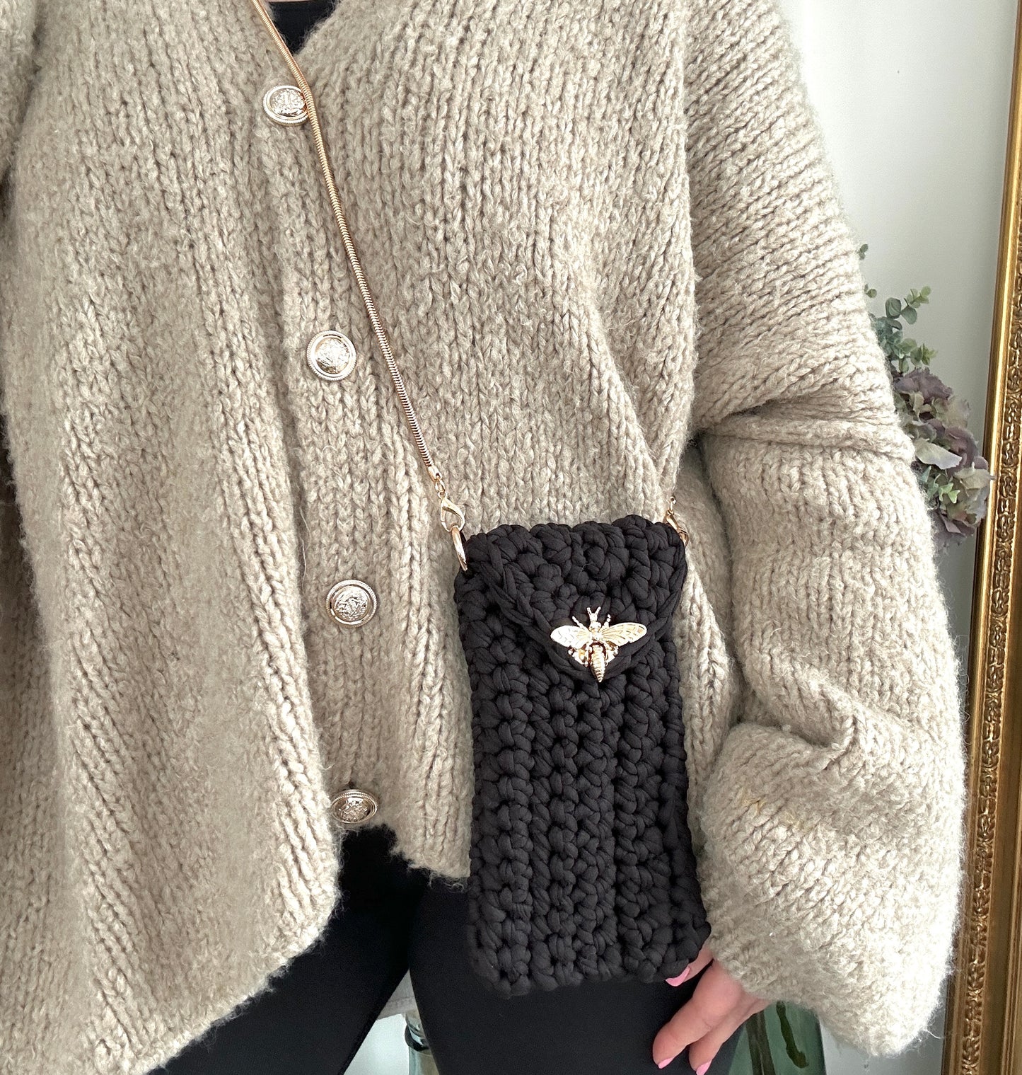 Pochette téléphone crochet